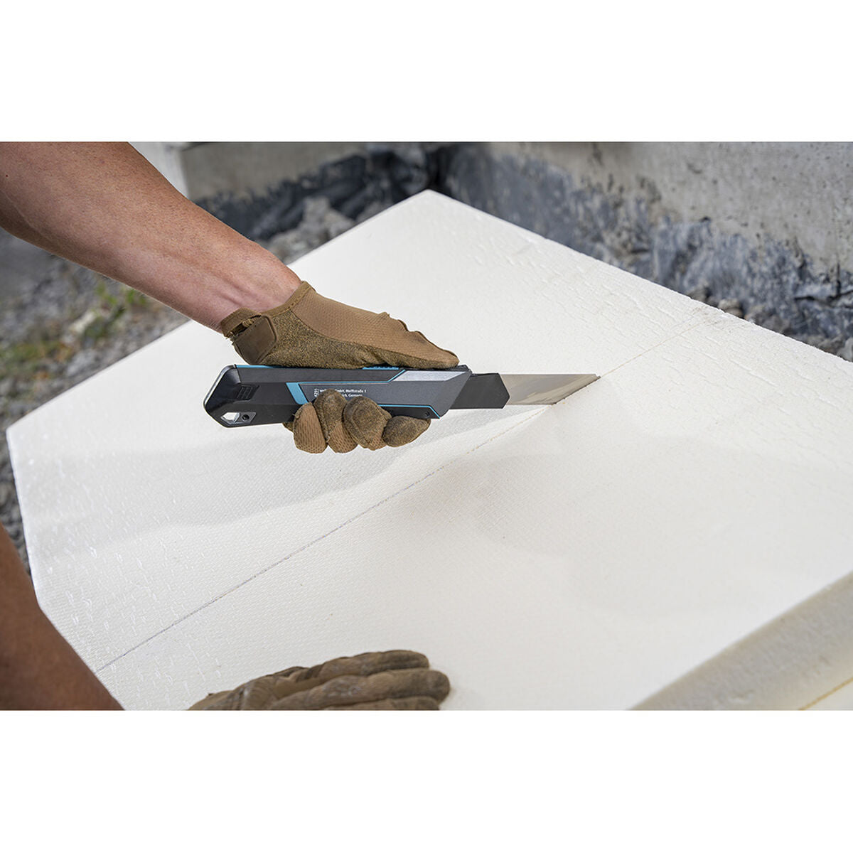 V2H31AAD981B3F8E409B280E6E9C53C96F3R6378208P4