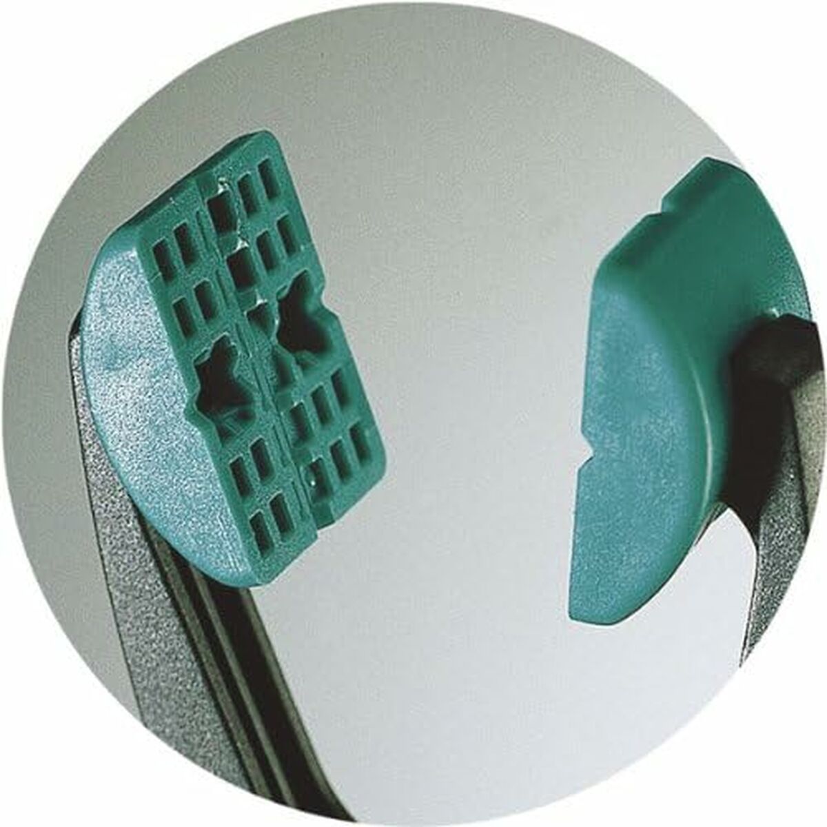 V2H89D65D825250252E8711557DB86B7B0FR7137410P7